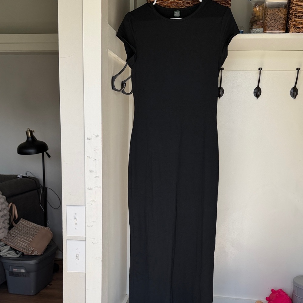 wild fable Black Short Sleeve Maxi Dress